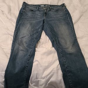 Mid-Rise Straight Super Stretch Jeans